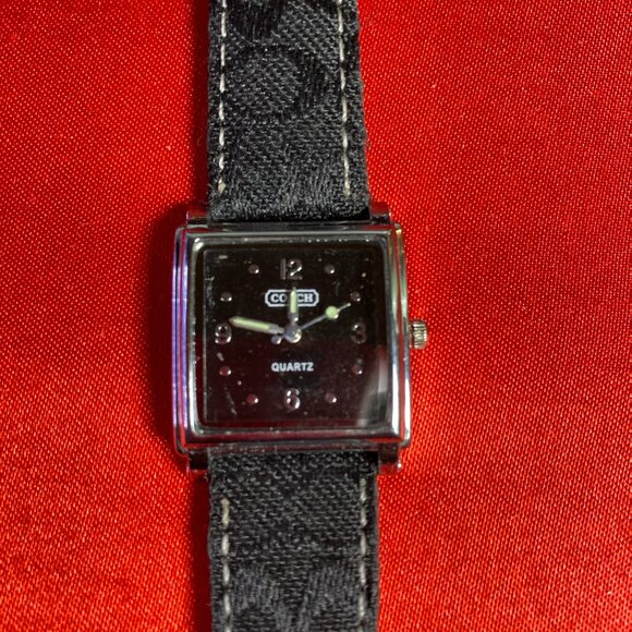 Coach Ladies Watch - Picture 2 of 5